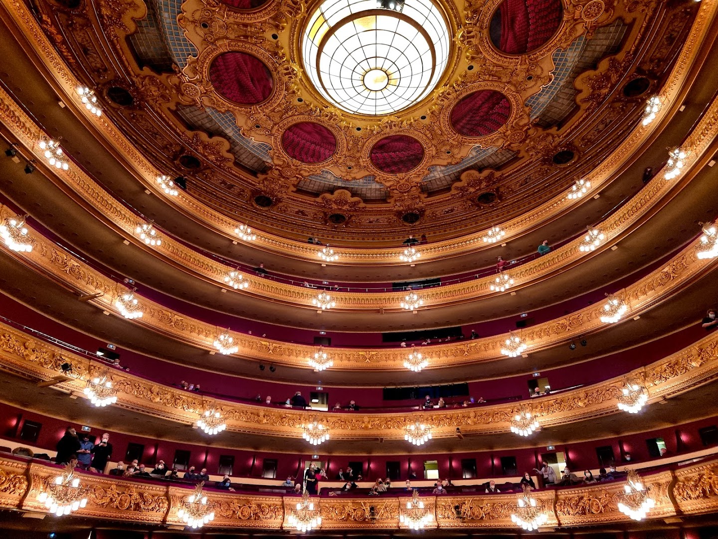 Gran Teatre del Liceu, Площадка, Барселона