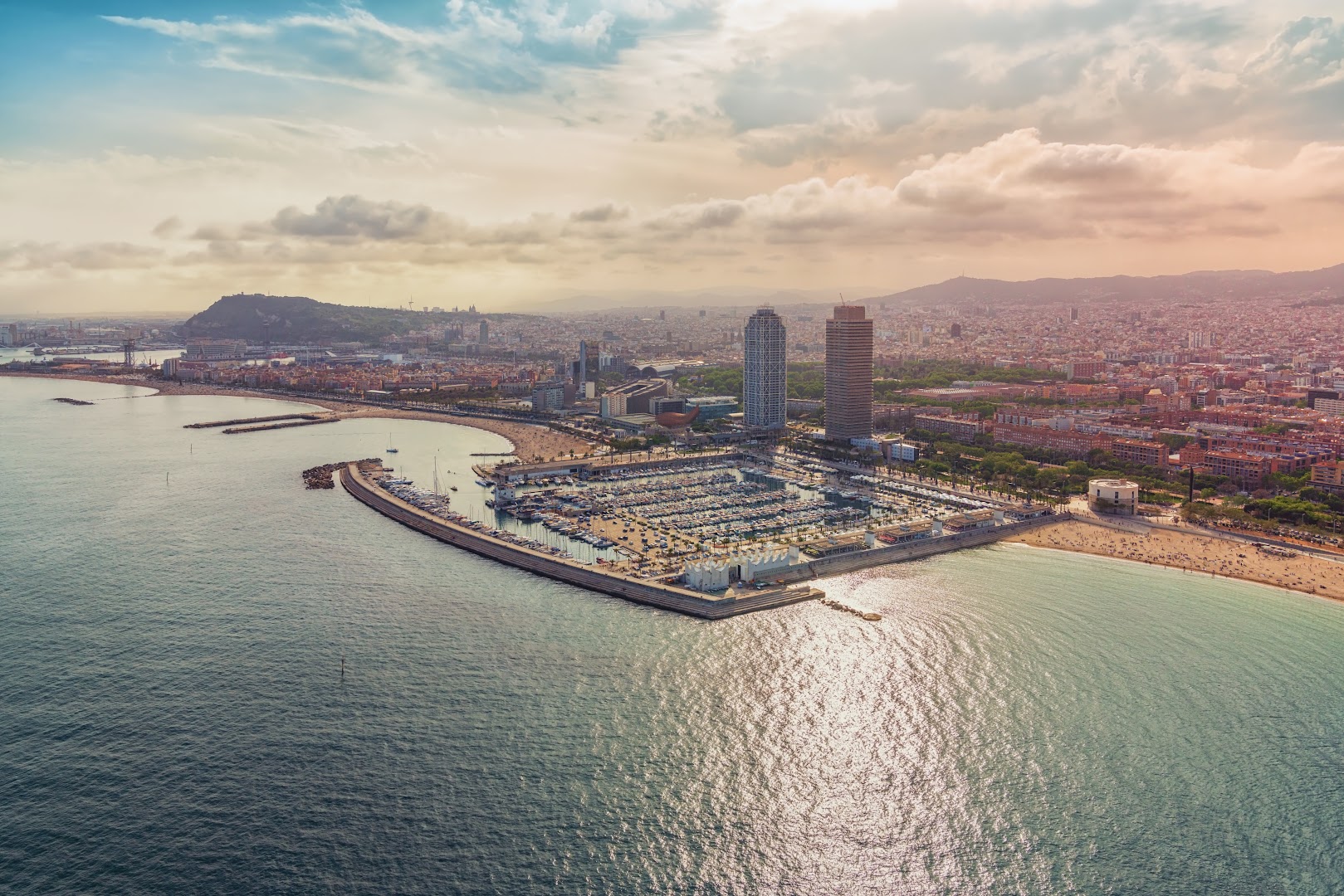 Port Olímpic, Площадка, Барселона