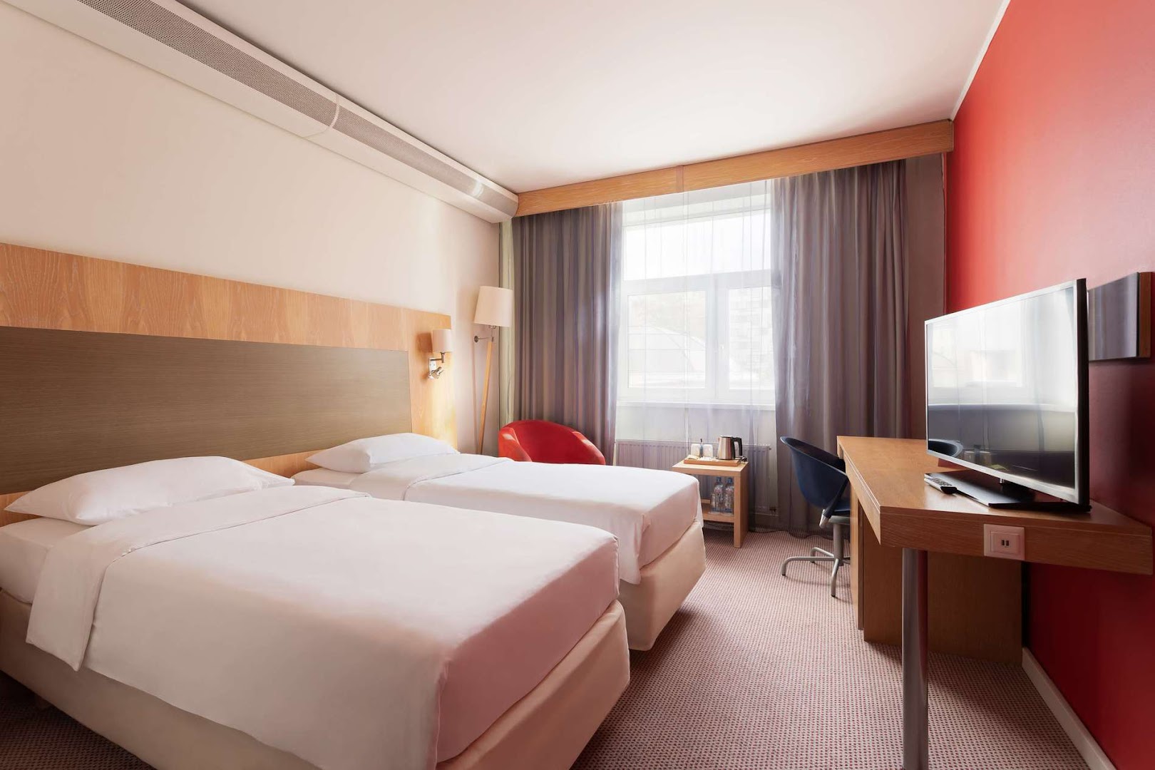 Park Inn by Radisson Ekaterinburg, Отель, Екатеринбург