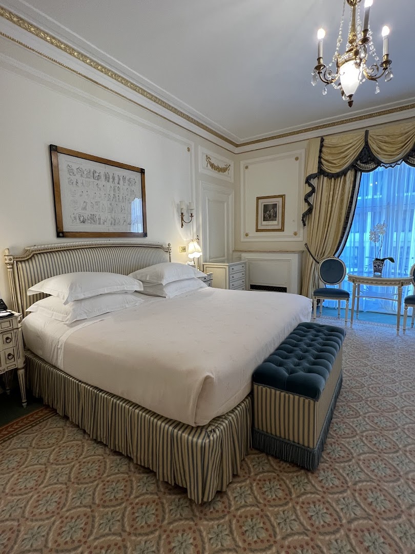 The Ritz London, Hotel, London