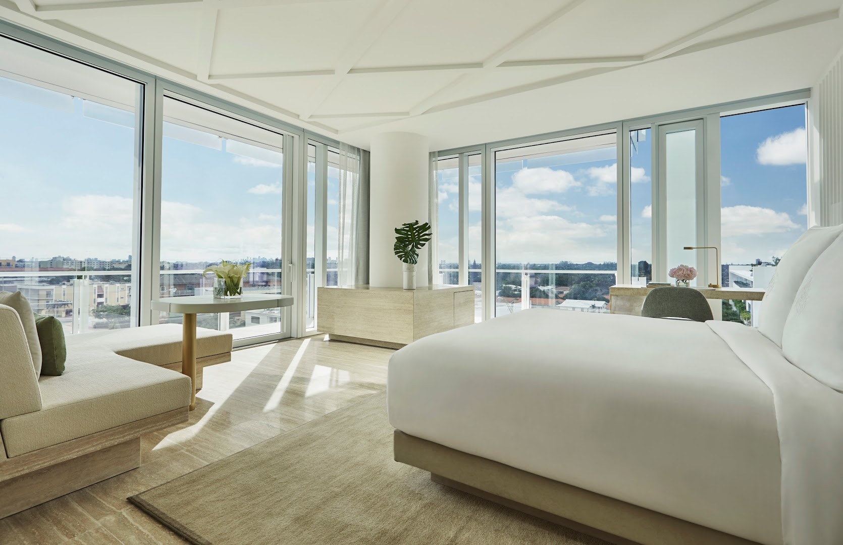 Four Seasons Hotel at The Surf Club, Отель, Майами