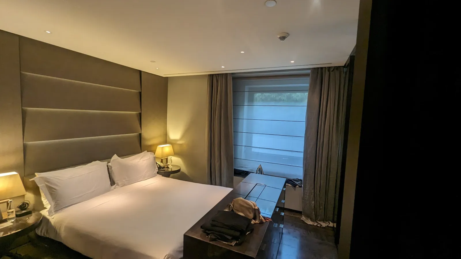 Armani Hotel Milano, Hotel, Milan