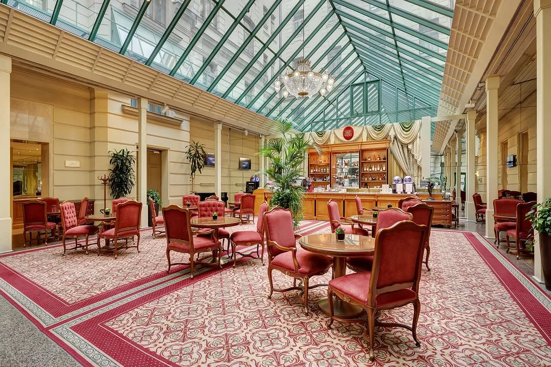 Hotel National, a Luxury Collection Hotel Moscow, Отель, Москва