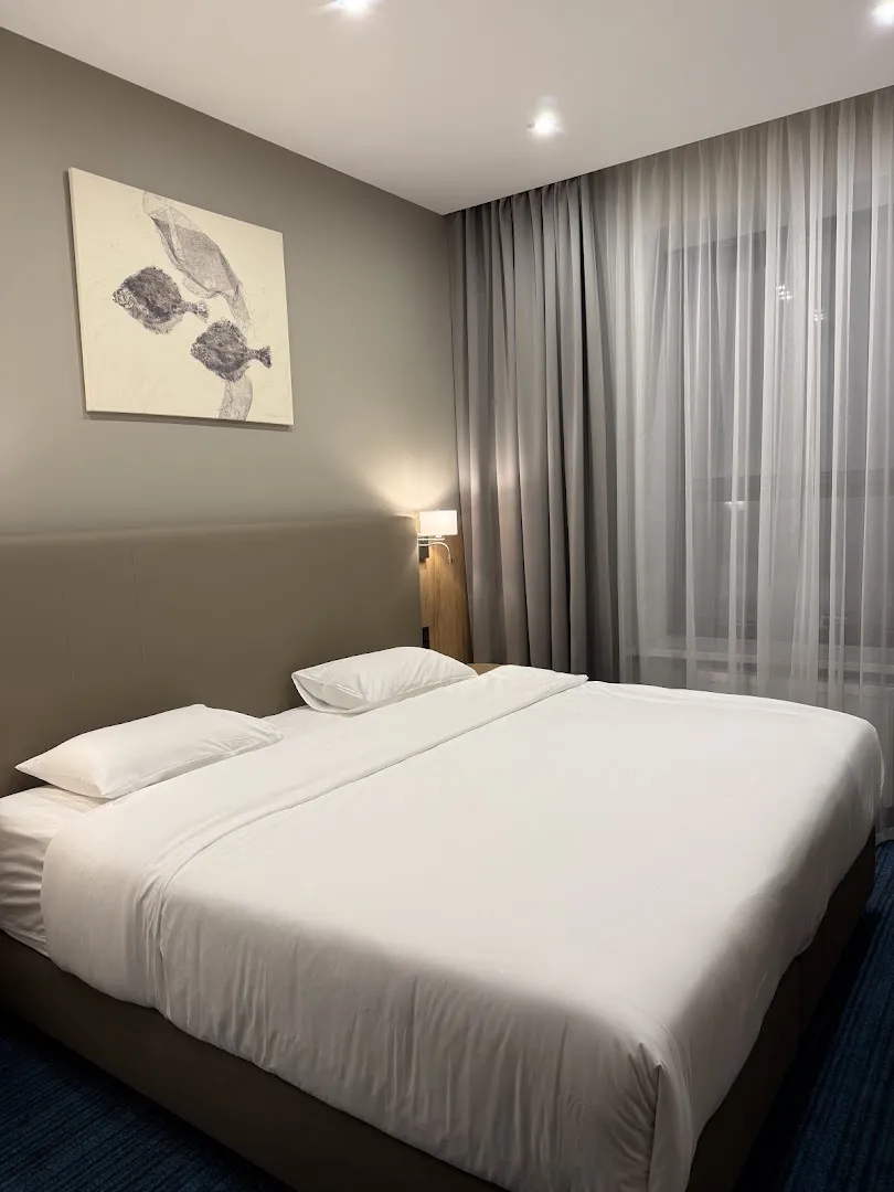 Cosmos Omsk Hotel, Отель, Омск