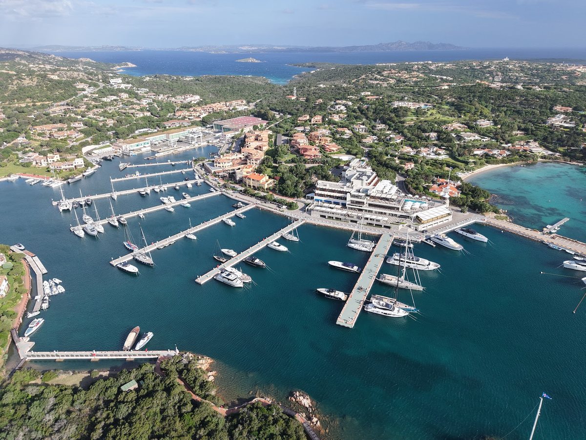 Yacht Club Costa Smeralda, Place, Porto Cervo
