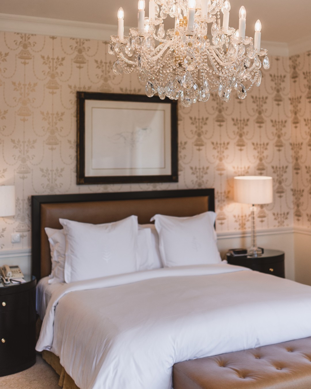 Four Seasons Hotel Prague, Отель, Прага