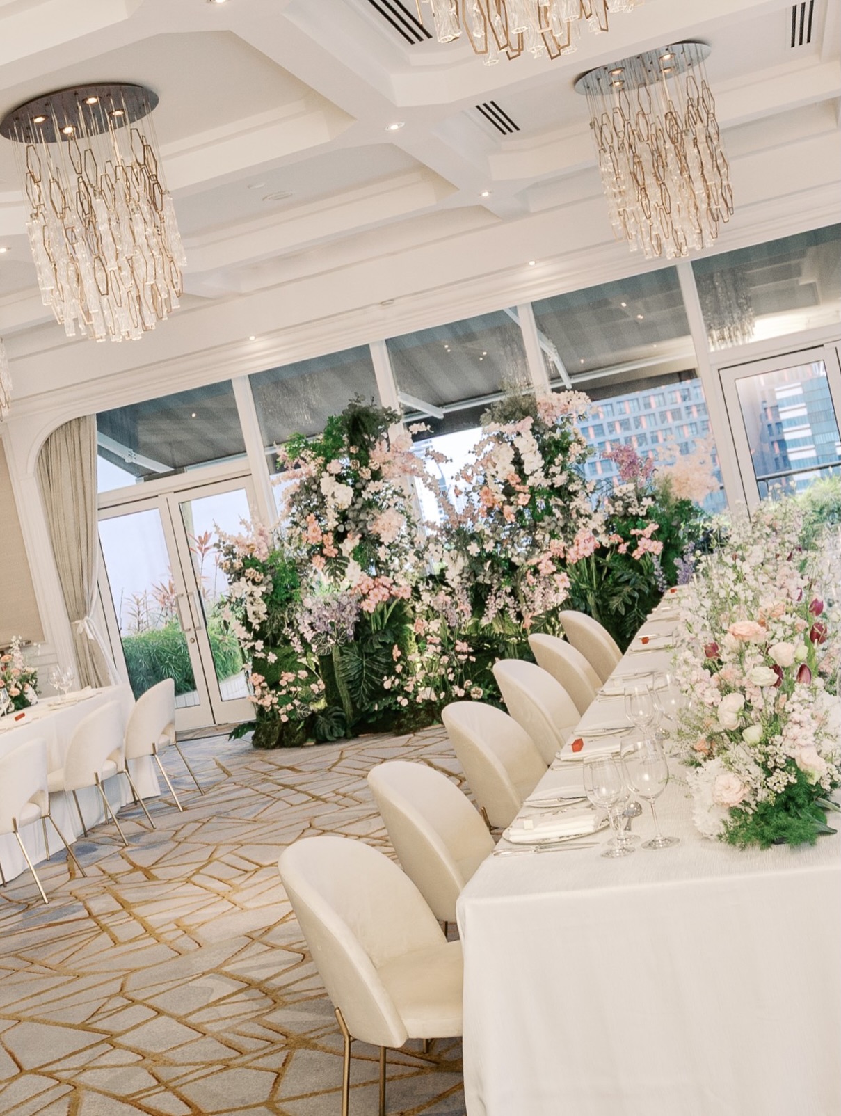 Four Seasons Hotel Singapore, Отель, Сингапур