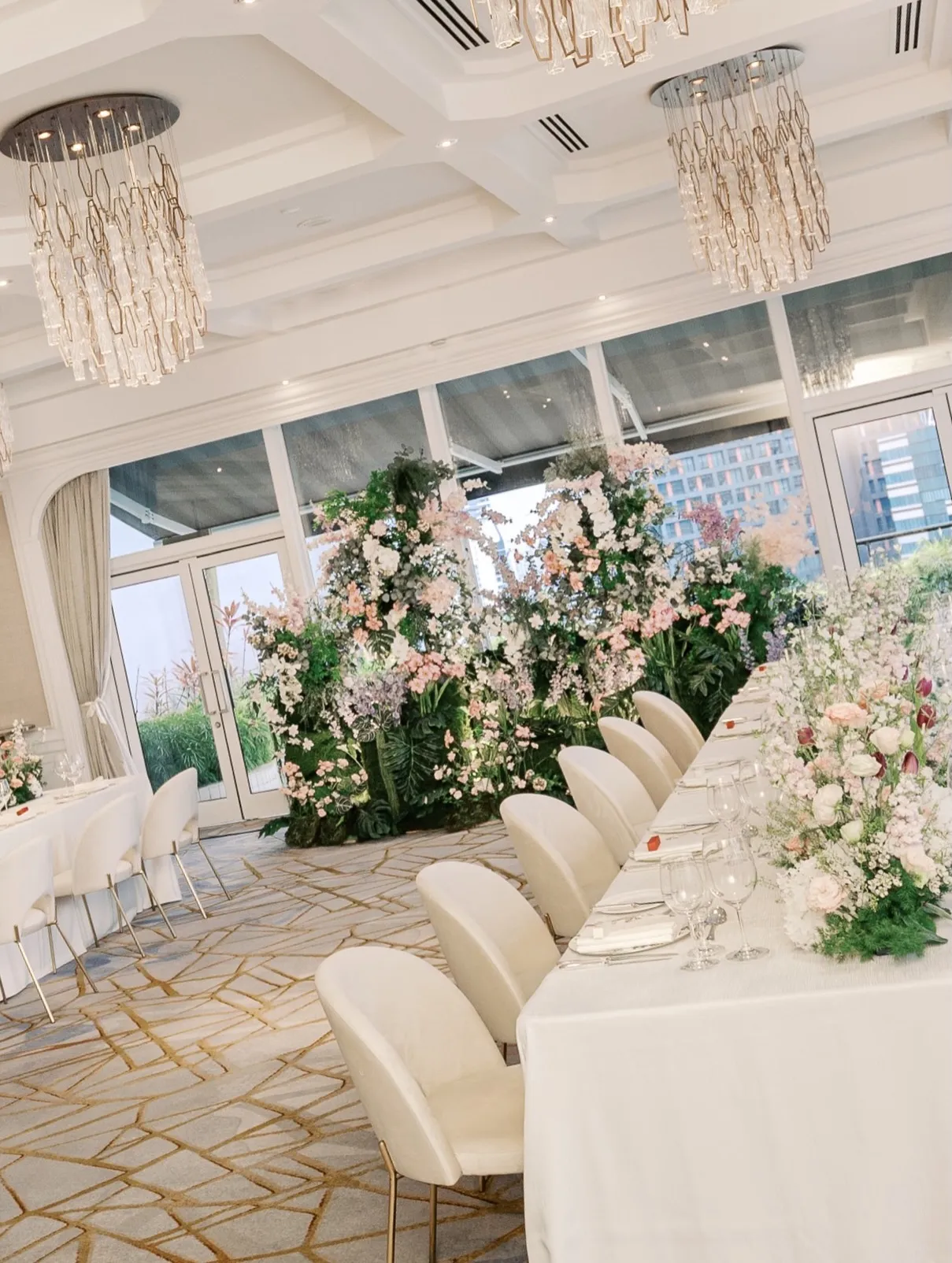 Four Seasons Hotel Singapore, Отель, Сингапур